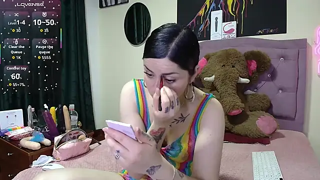 Emmie Hot online show from April 14, 11:43 am