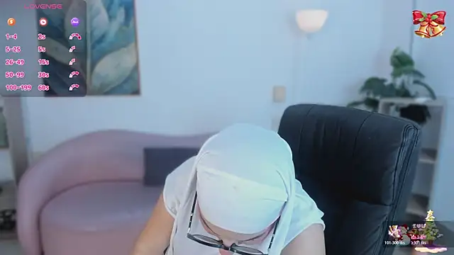 Ayha khalaf online show from December 18, 1:32 am