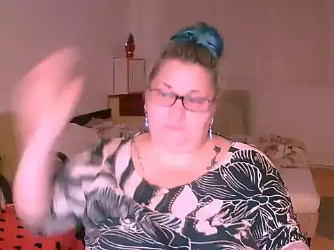 mayamayx online show from December 13, 7:53 pm