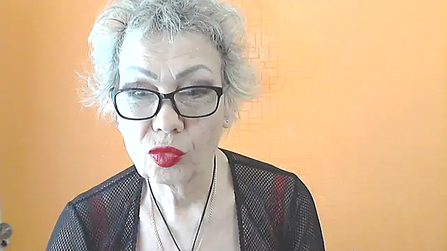 NessyJenixs online show from March 1, 8:14 am