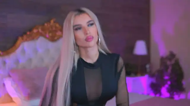 Juicy Jessye online show from October 25, 8:26 pm