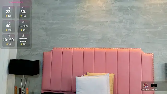 Alaia Colins online show from April 1, 12:11 am