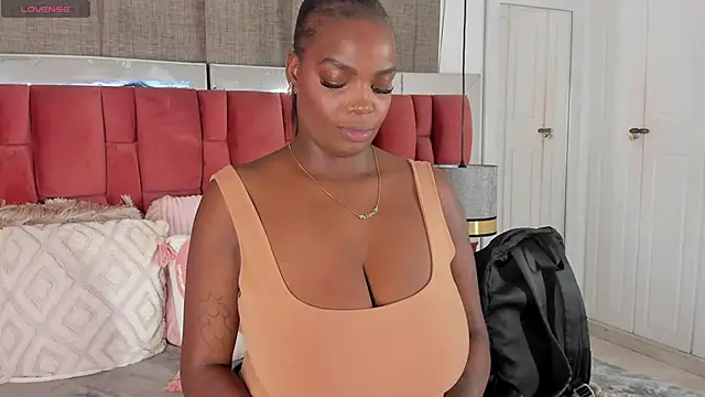 NatyParker online show from April 15, 1:55 pm