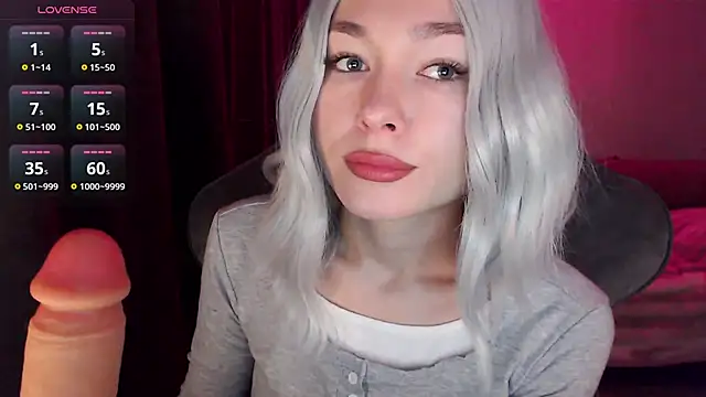 Ohmy Nora  online show from March 29, 4:11 am