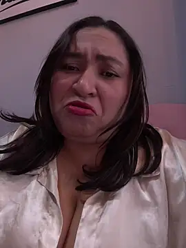 KarlaWild online show from November 19, 6:52 pm