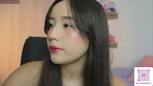 sophi lii online show from May 5, 10:13 pm