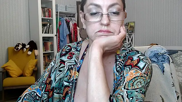 Soffya Soy online show from June 3, 2:44 pm