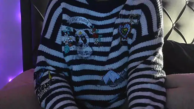 bunnyfox420 online show from March 11, 6:54 pm