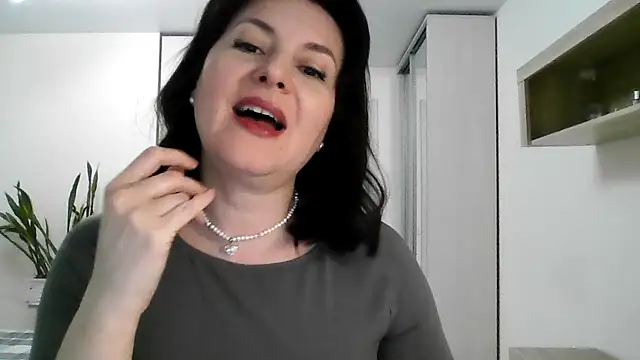 Victoria Glam online show from September 14, 6:28 pm