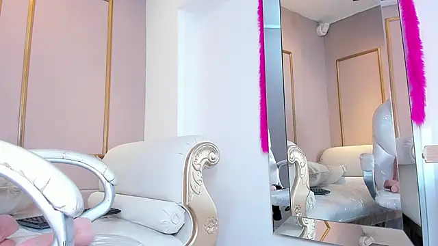 ZoeySnow online show from November 19, 3:56 pm