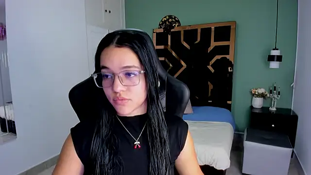 Billie Jhonson  online show from November 10, 7:20 pm