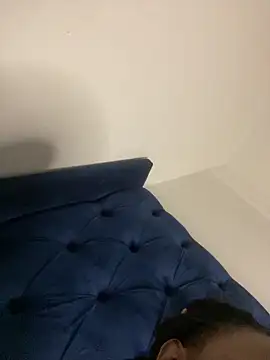 Boneca25 online show from January 18, 5:53 pm