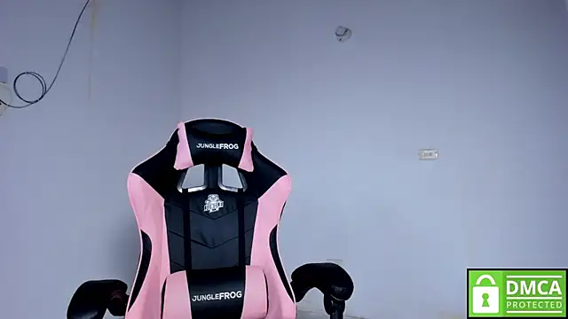 Little Shaara online show from December 19, 9:07 pm