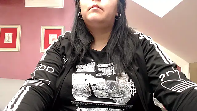 Wetandnaughtyxx online show from March 8, 7:45 am