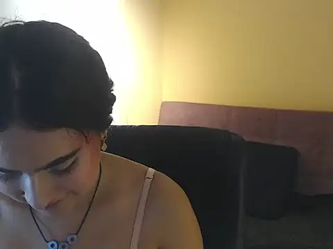 Snapshot of emily_fox_3 chatting on September 12, 3:51 am emily fox 3 online show from September 12, 3:51 am