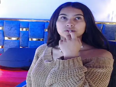 Snapshot of emily_fox_3 chatting on September 19, 3:16 am emily fox 3 online show from September 19, 3:16 am