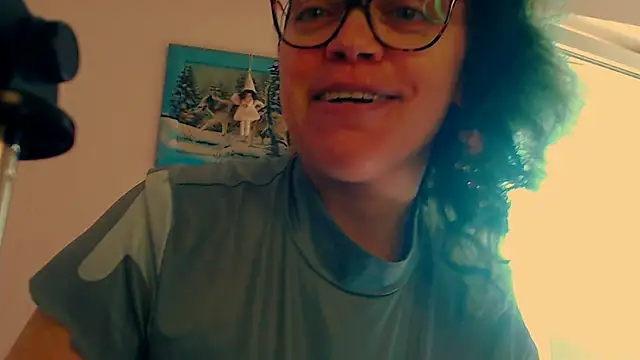 Ju-Hot online show from March 22, 1:28 pm