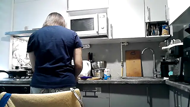 Misssweet s online show from November 6, 5:35 am