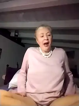 divinaerotica online show from December 16, 8:58 pm