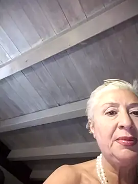 divinaerotica online show from April 13, 4:52 pm