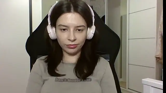 LariceSexy online show from December 16, 8:15 pm