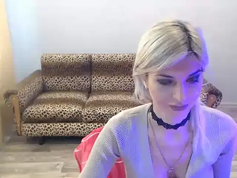 SexyBeatriice online show from November 26, 7:31 am