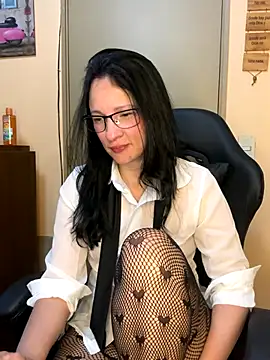Snapshot of ValeriaVixen chatting on October 2, 10:26 pm ValeriaVixen online show from October 2, 10:26 pm