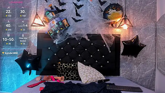 emberhodson online show from October 17, 1:25 pm