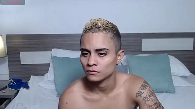 Liiamthompson online show from March 16, 9:57 am