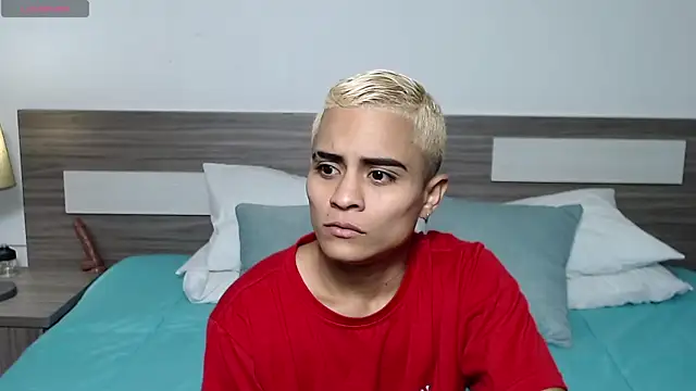 Liiamthompson online show from February 27, 7:46 pm