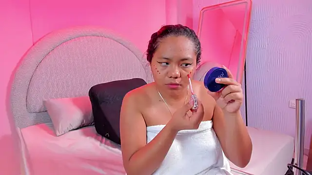 yeikafoxy online show from April 16, 11:43 am