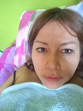 KellyPerlaxxx online show from August 8, 4:15 pm
