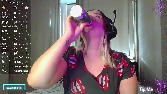 Jenny Smit online show from October 27, 3:02 am