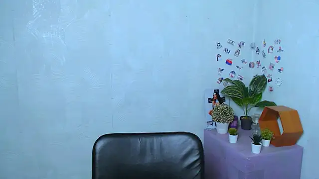 ValeriaHeart  online show from November 19, 4:07 pm