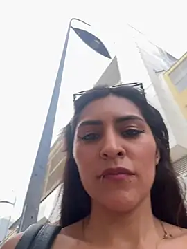 Sofiadelacruz online show from May 12, 8:48 pm