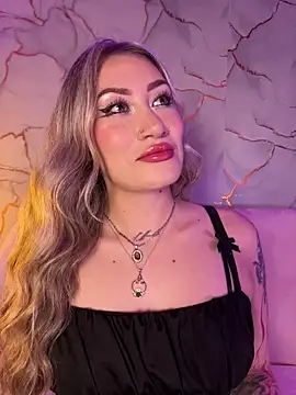 Lally Valencia   online show from December 22, 3:20 am