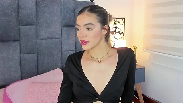 Violetta Ficher online show from April 13, 2:24 am