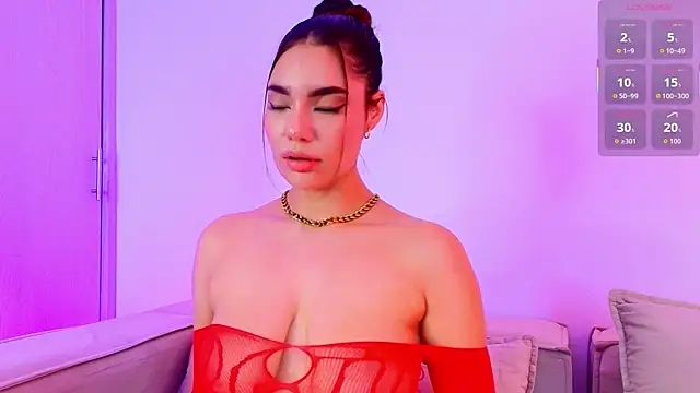 Alyssia Collins online show from November 28, 9:12 am