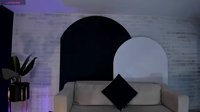 BeccaBaxter online show from February 21, 7:14 pm