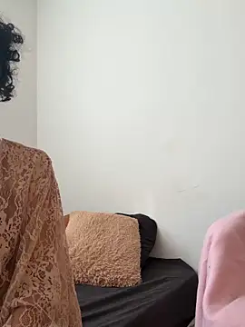 leahaltomm online show from February 4, 2:09 pm