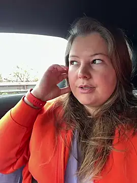 Lars-Lola online show from March 20, 10:31 am