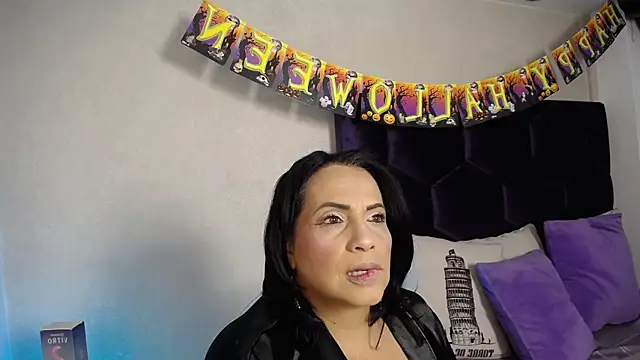 GochitaWild online show from October 7, 8:02 pm