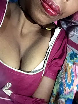 Snapshot of Miss_triha chatting on September 16, 11:02 pm Miss triha online show from September 16, 11:02 pm