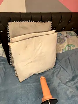 Nicky gh online show from November 21, 9:06 pm