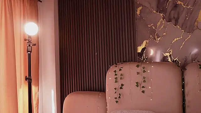 soidai miiu online show from April 12, 9:28 pm