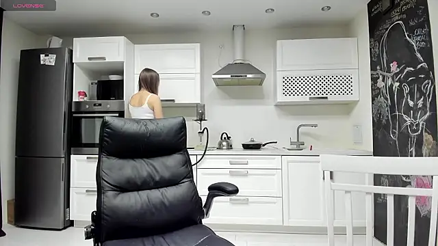 lisenok online show from February 9, 8:00 pm