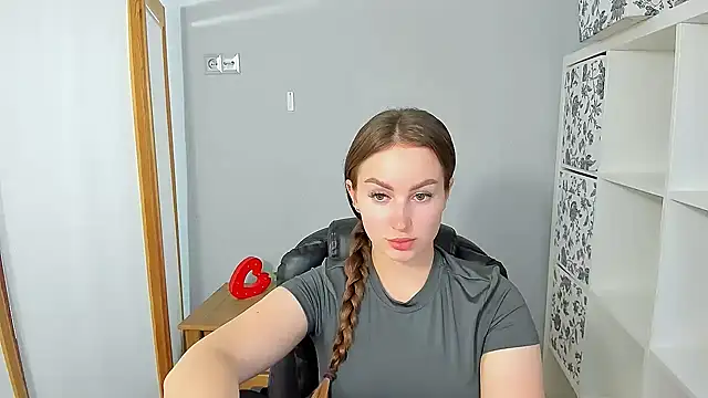 DonnaCam online show from September 11, 8:31 pm