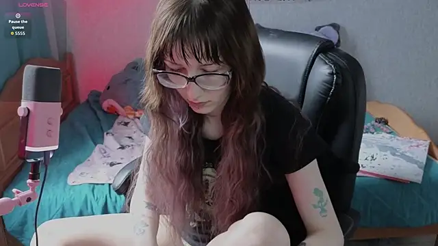 lissaros online show from April 20, 5:10 am