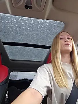 Pussy Drive03 online show from December 14, 6:08 am