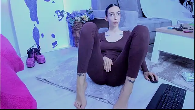 Snapshot of Celine_Roxelle chatting on September 22, 7:45 pm Celine Roxelle online show from September 22, 7:45 pm